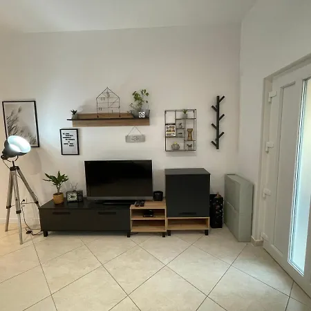 Appartement House Runa *