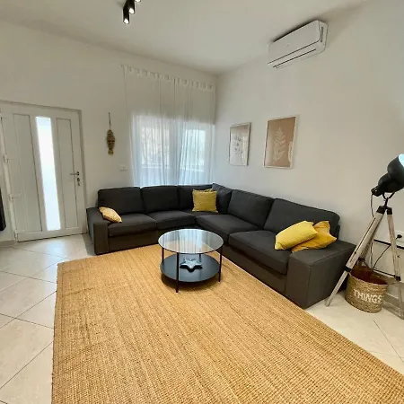 Apartment House Runa *